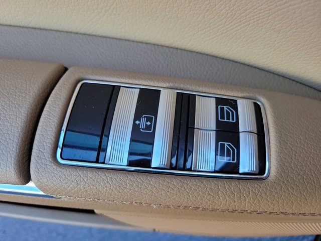 Used 2008 Mercedes-Benz S 550 4MATIC image 17