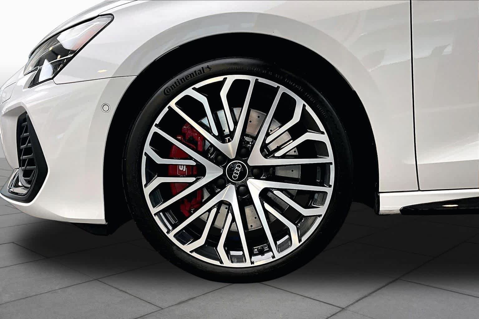 Used 2025 Audi S3 Premium Plus w/ Premium Plus Package AWD/4WD image 9
