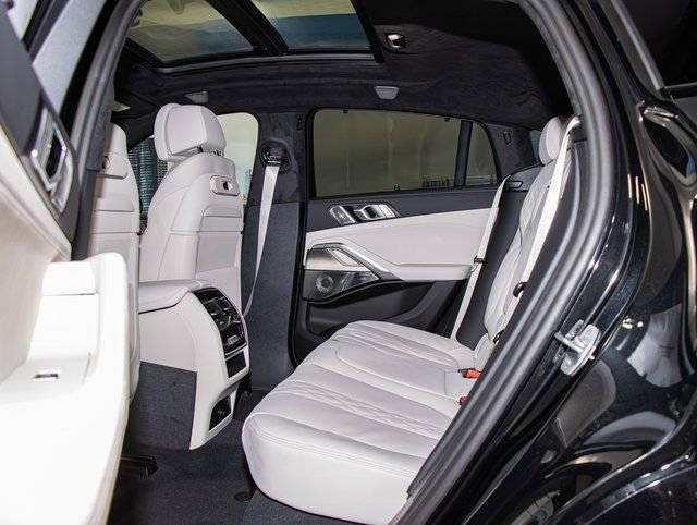 New 2026 BMW X6 M60i AWD/4WD image 22