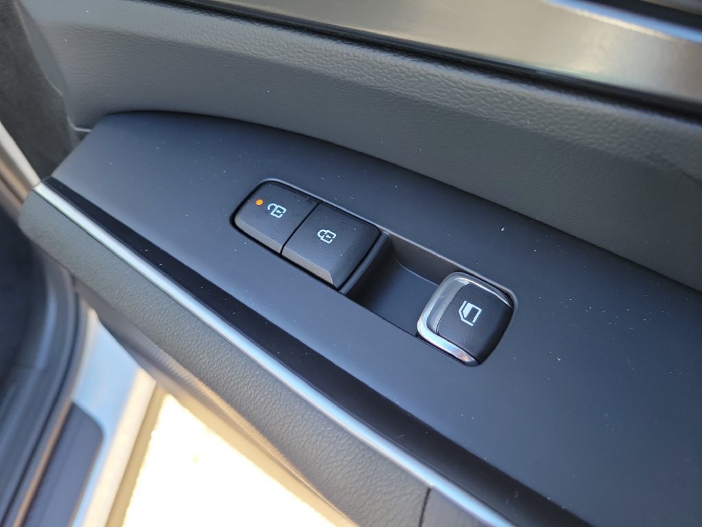 New 2026 Kia Sorento LX FWD image 9