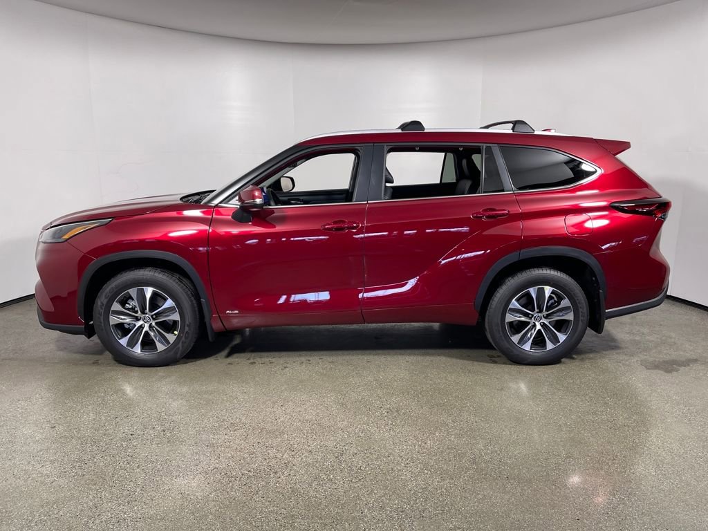 New 2026 Toyota Highlander XLE image 6