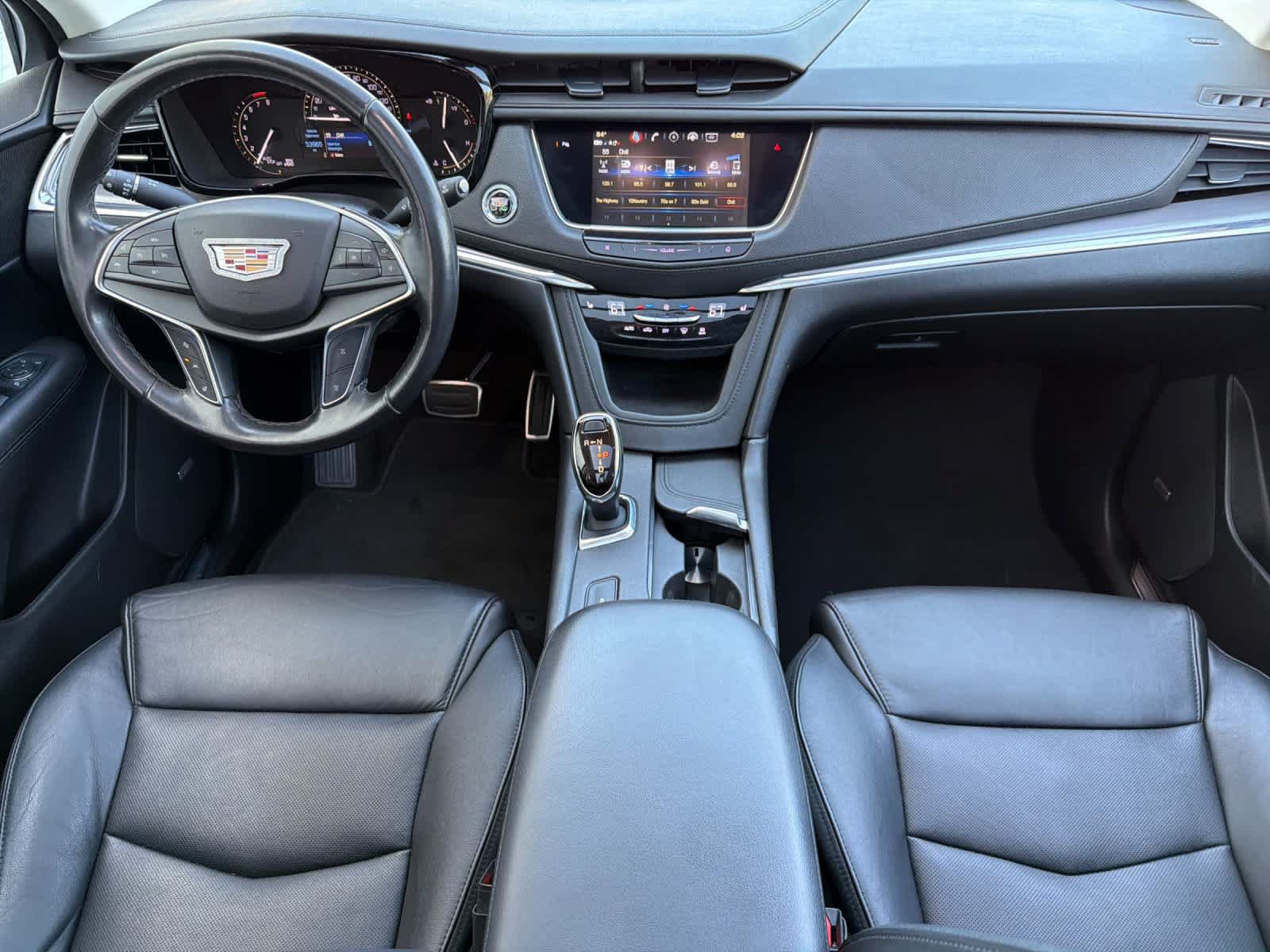 Used 2019 Cadillac XT5 Luxury FWD image 3