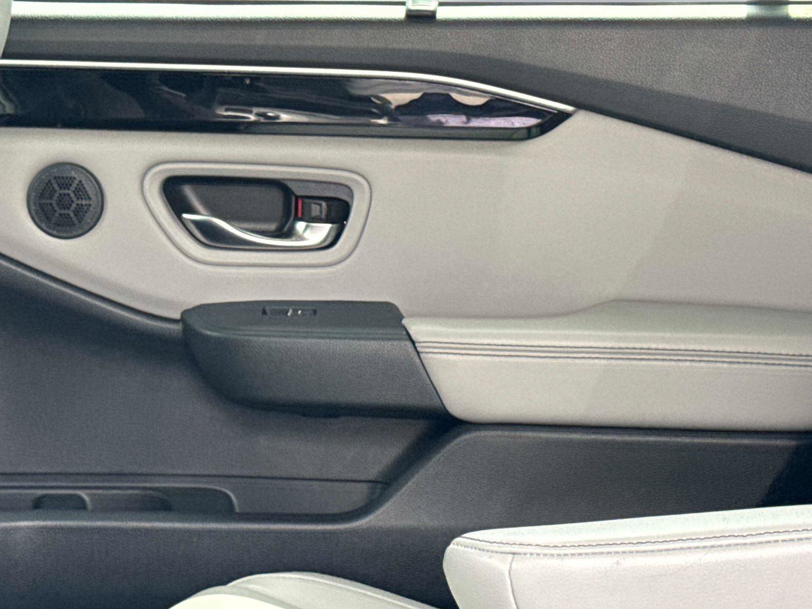 Certified 2023 Honda Pilot EX-L image 17