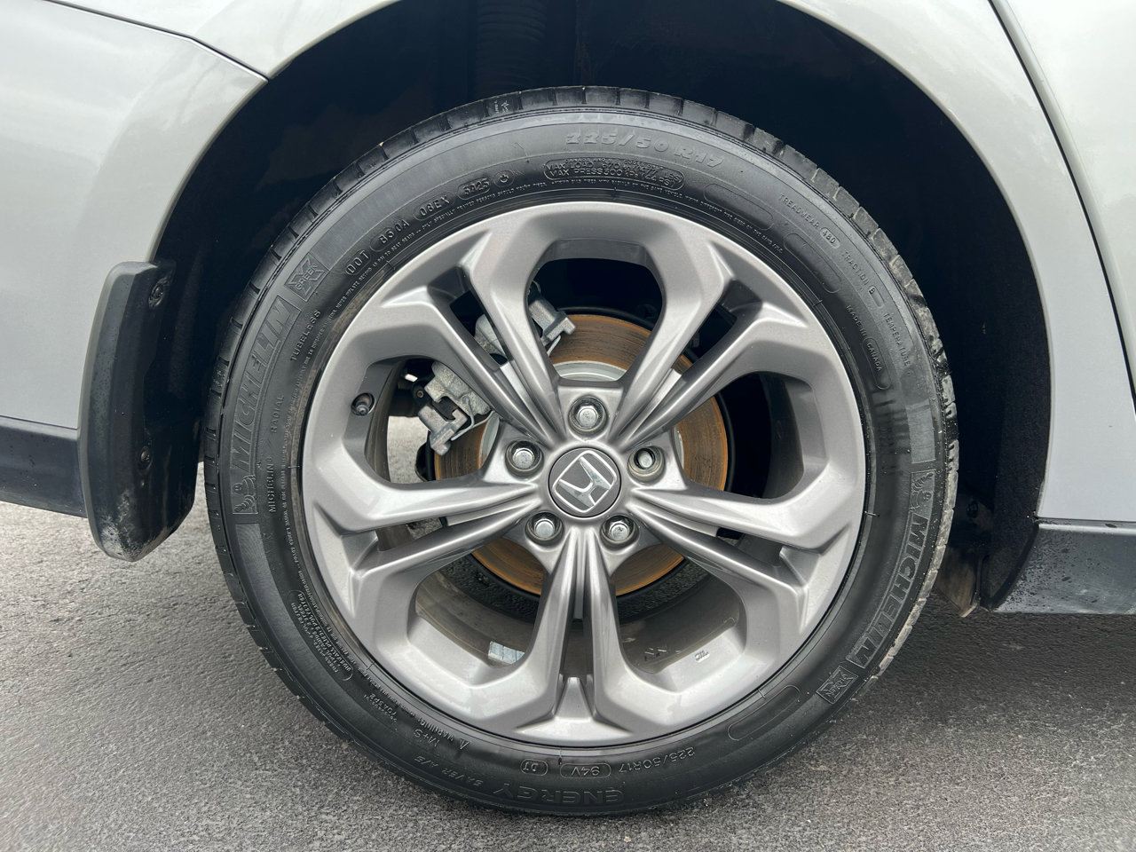 Used 2024 Honda Accord EX image 24