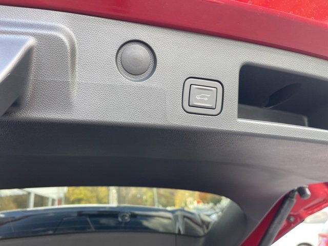 New 2026 GMC Terrain AT4 w/ Convenience Package III image 15