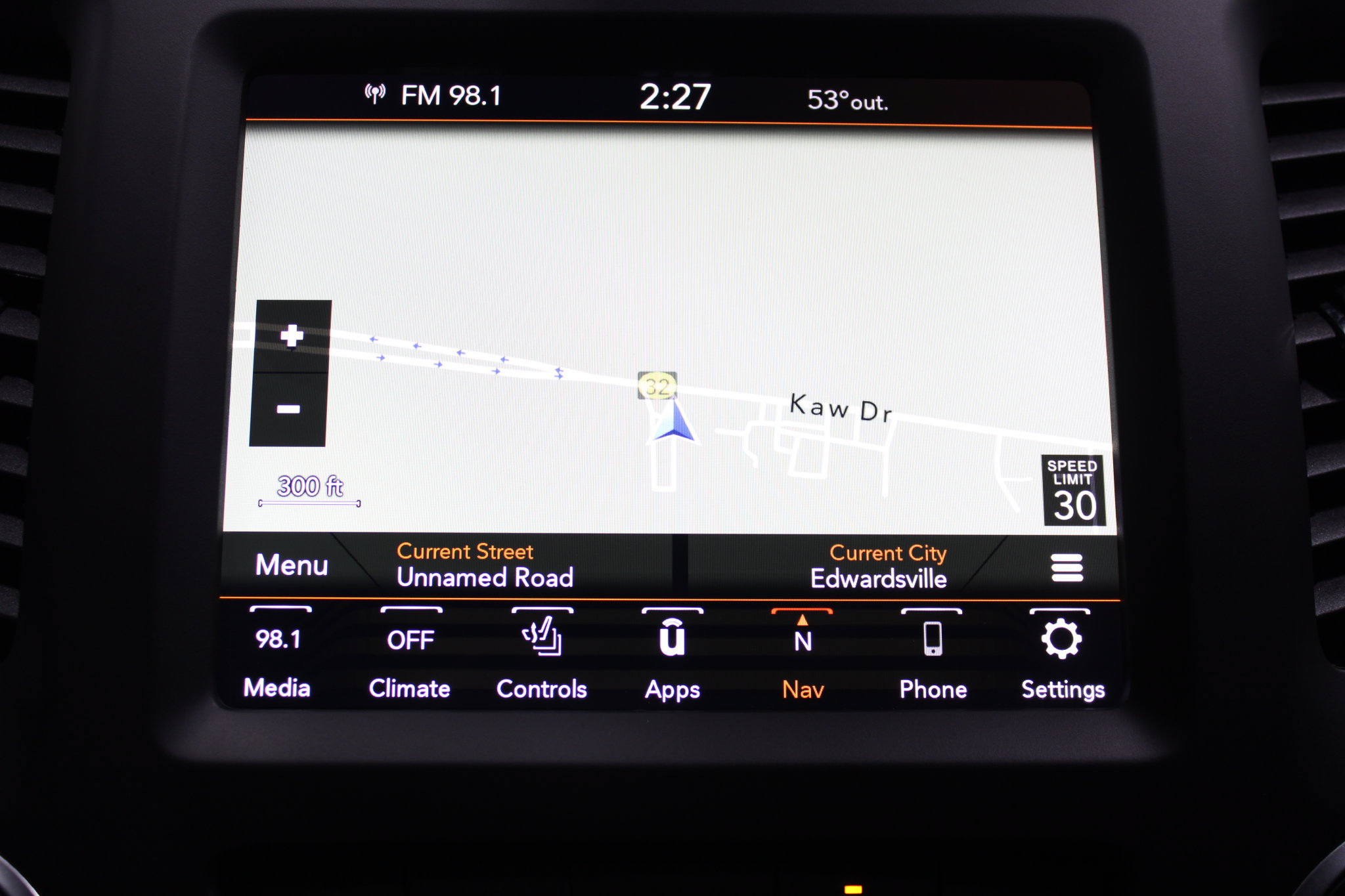 Used 2023 Jeep Cherokee Altitude Lux AWD/4WD image 35
