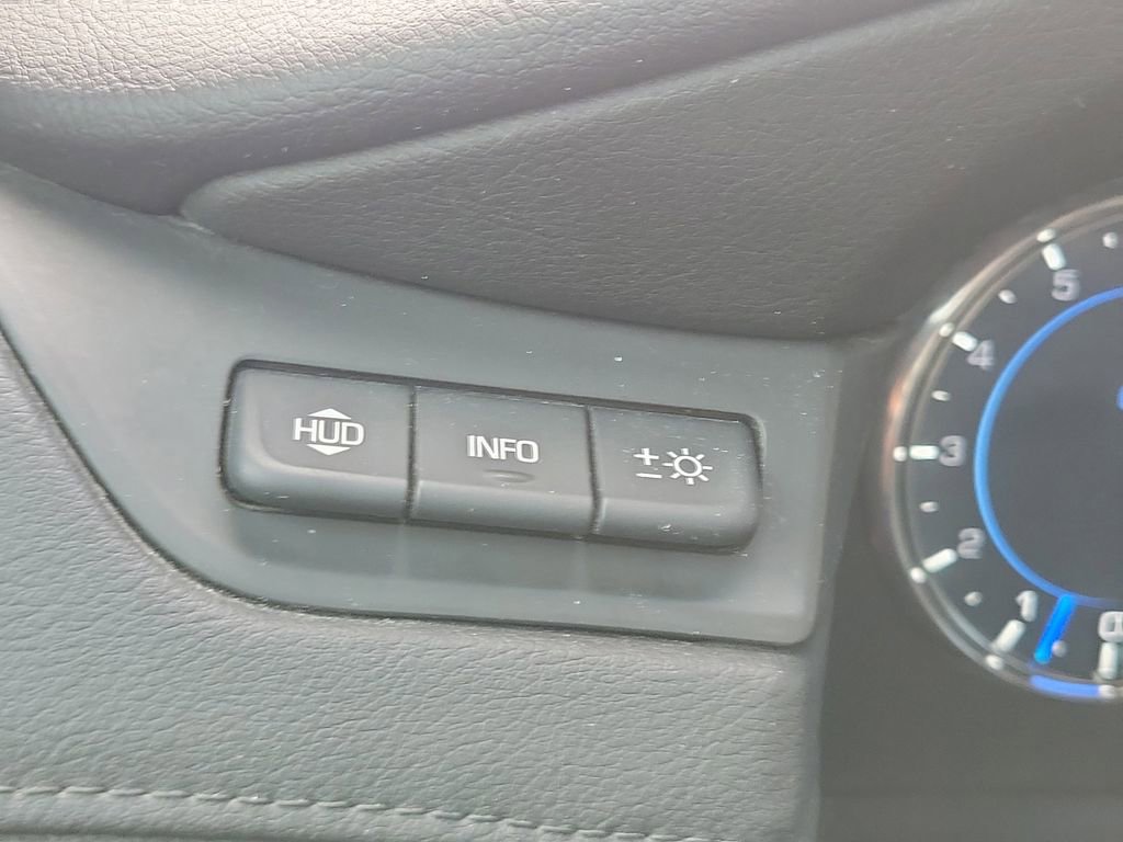 Used 2017 Cadillac Escalade ESV Premium Luxury image 9