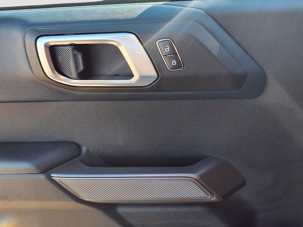 Used 2021 Ford Bronco Outer Banks image 24