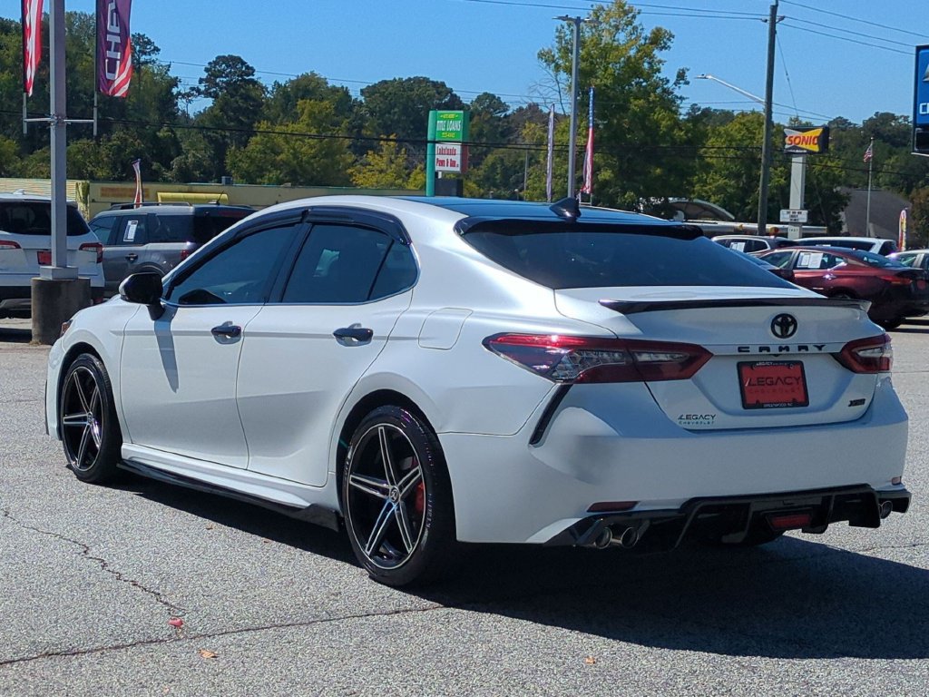 Used 2021 Toyota Camry XSE FWD image 5