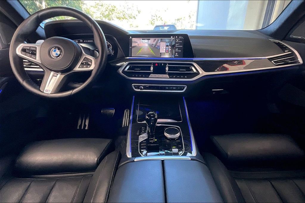 Used 2021 BMW X7 M50i w/ Cold Weather Package AWD/4WD image 6