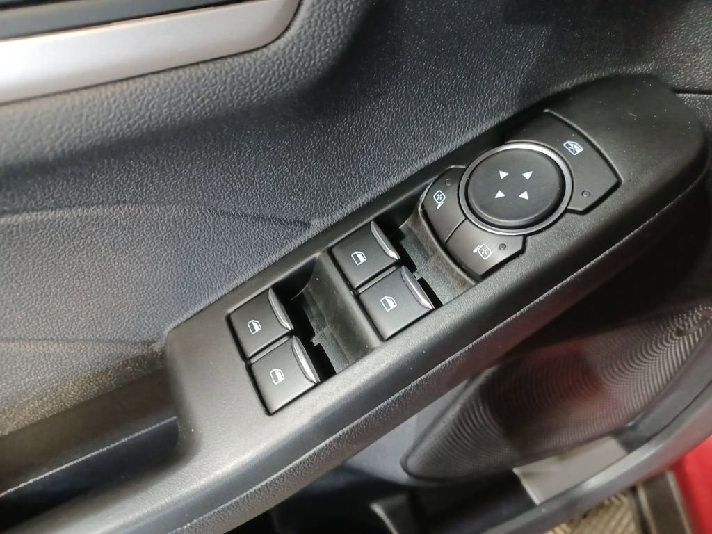 Used 2022 Ford Escape SE image 15