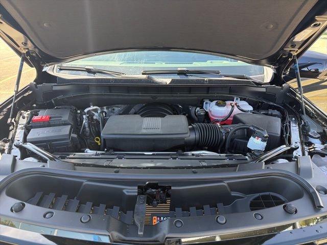 New 2026 Chevrolet Suburban LS image 27