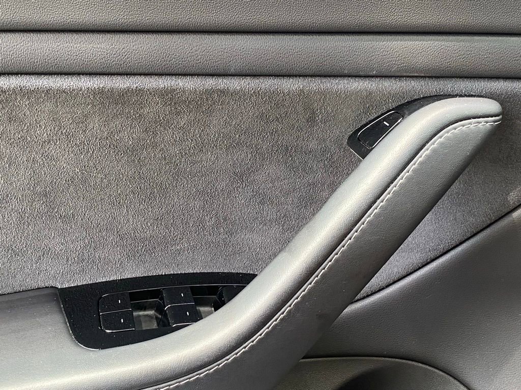 Used 2019 Tesla Model 3 Long Range image 33