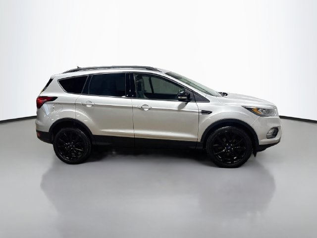Used 2019 Ford Escape Titanium AWD/4WD image 6