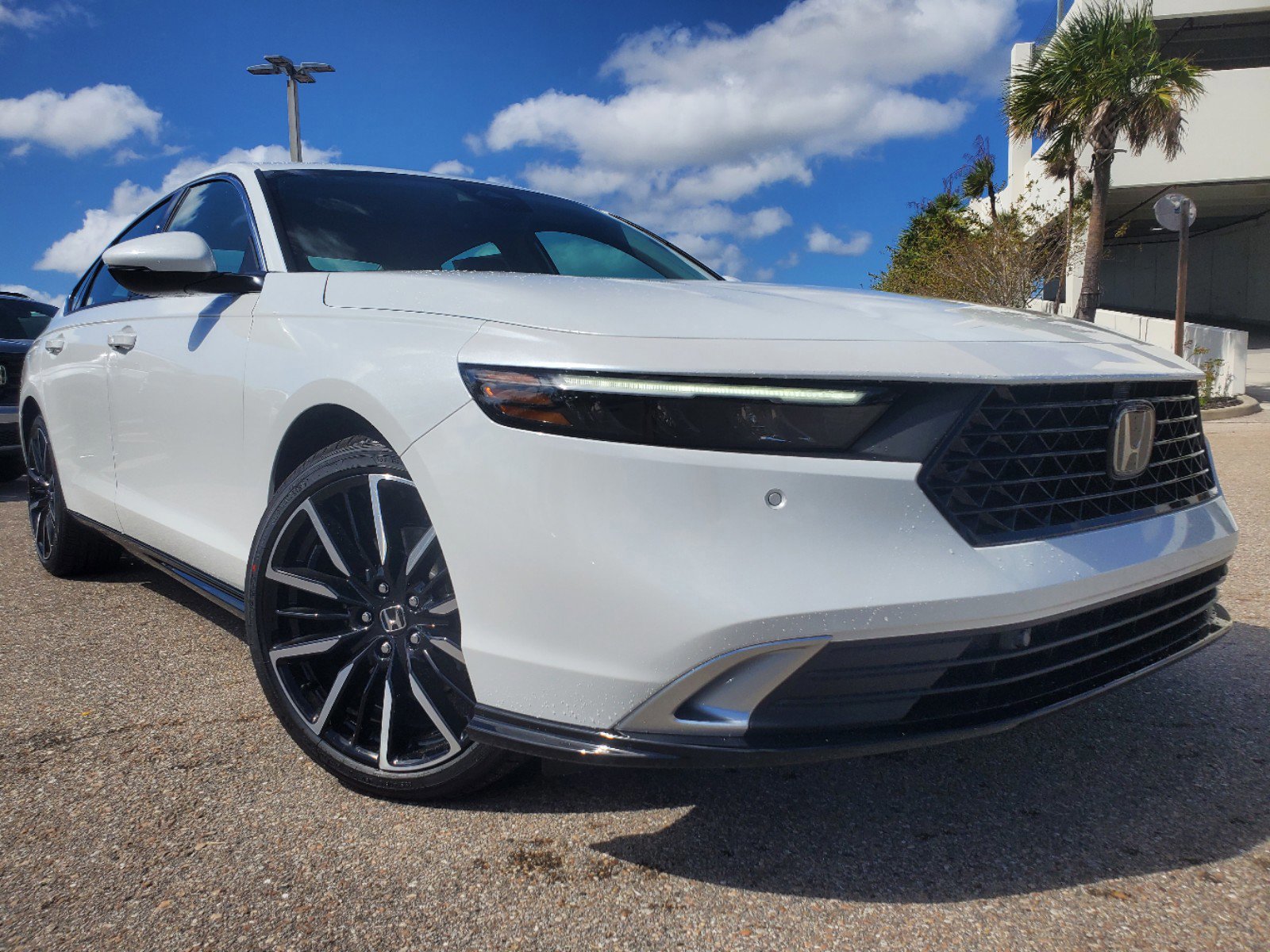 New 2025 Honda Accord Touring video 2