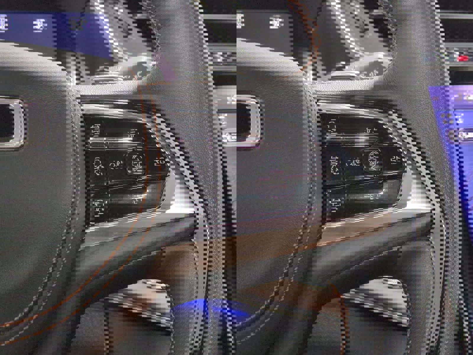 Certified 2024 Jeep Grand Cherokee Summit w/ Luxury Tech Group V image 27