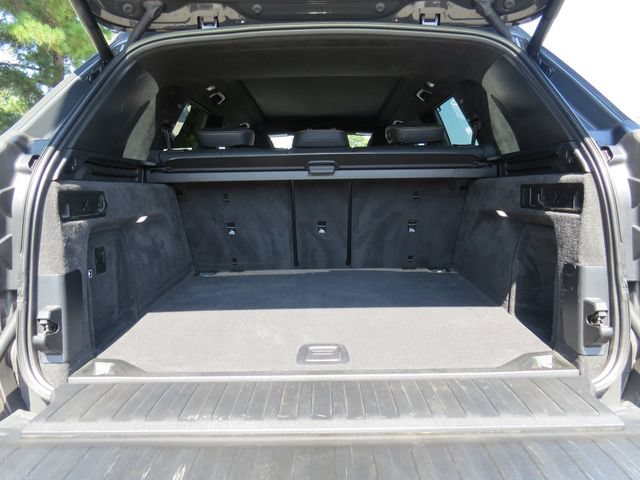 Used 2022 BMW X5 M w/ Competition Package 2 AWD/4WD image 11
