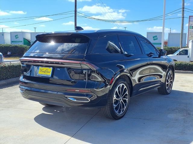 New 2026 Lincoln Nautilus Reserve image 2