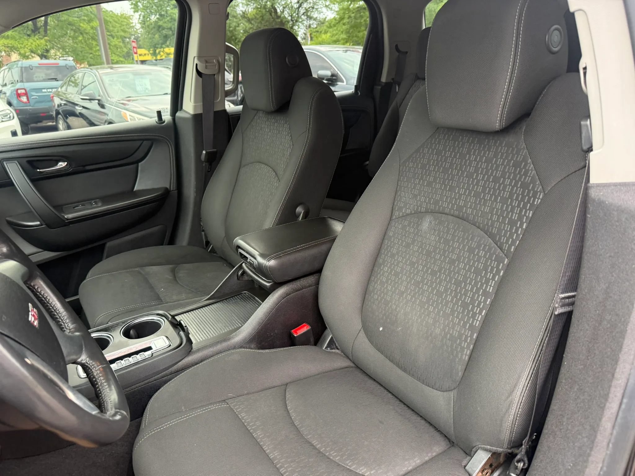 Used 2013 GMC Acadia SLE AWD/4WD image 15