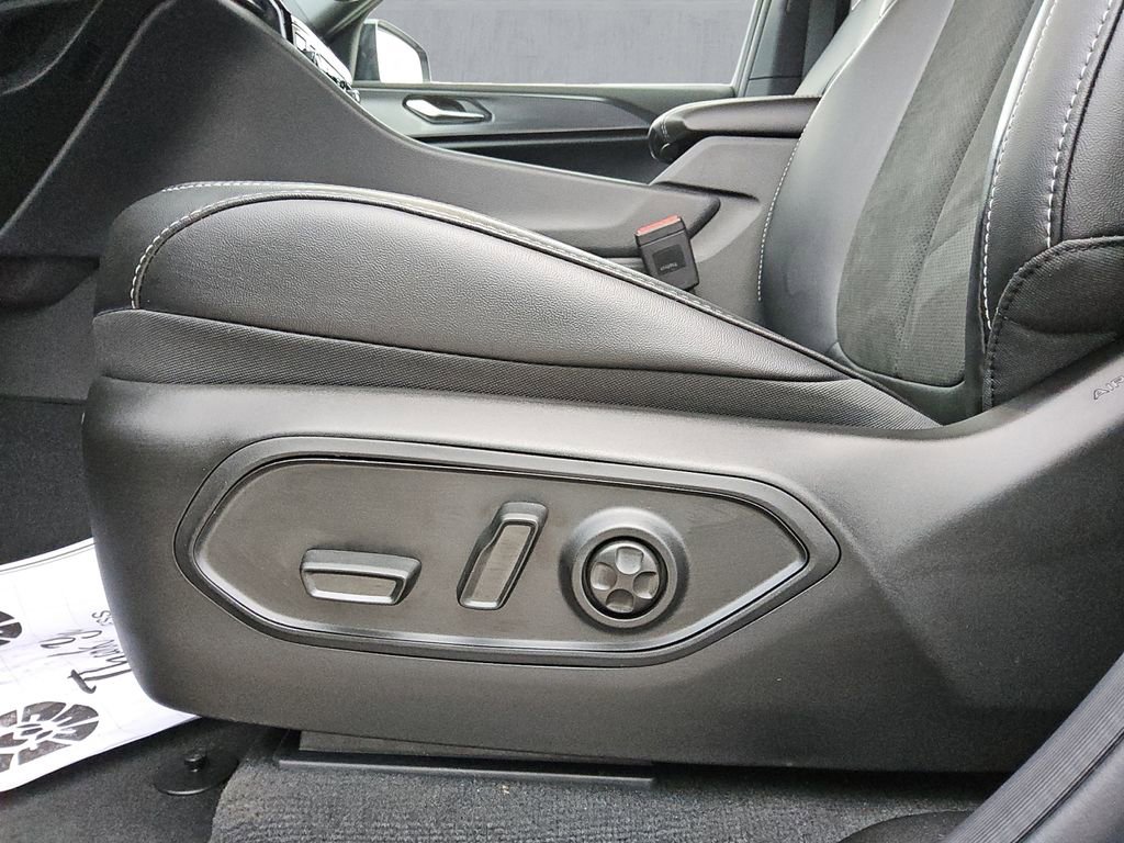 New 2025 Jeep Grand Cherokee L Altitude image 17