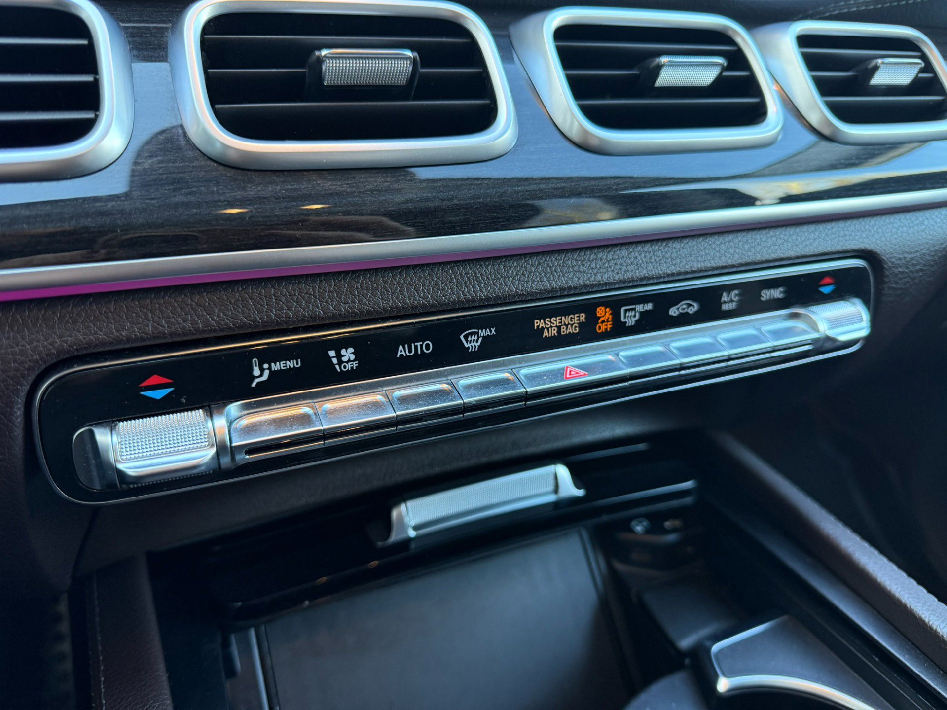 Used 2020 Mercedes-Benz GLS 580 4MATIC image 24