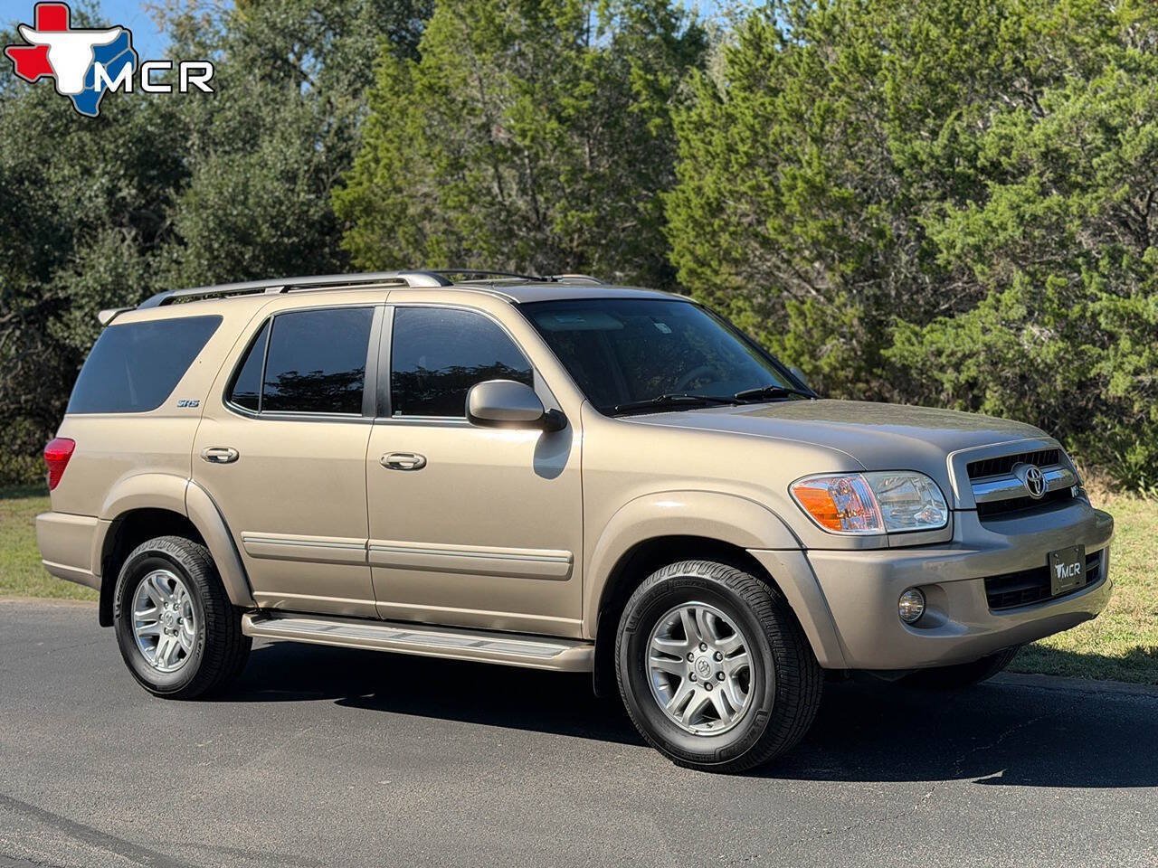 Used 2006 Toyota Sequoia SR5 RWD image 2