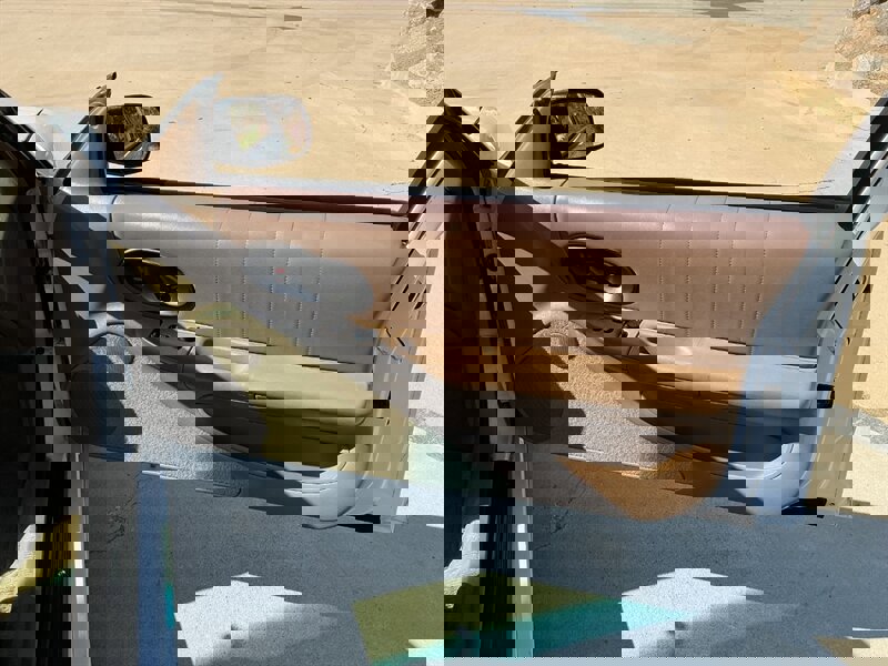 Used 1995 Oldsmobile Cutlass Supreme Convertible image 32