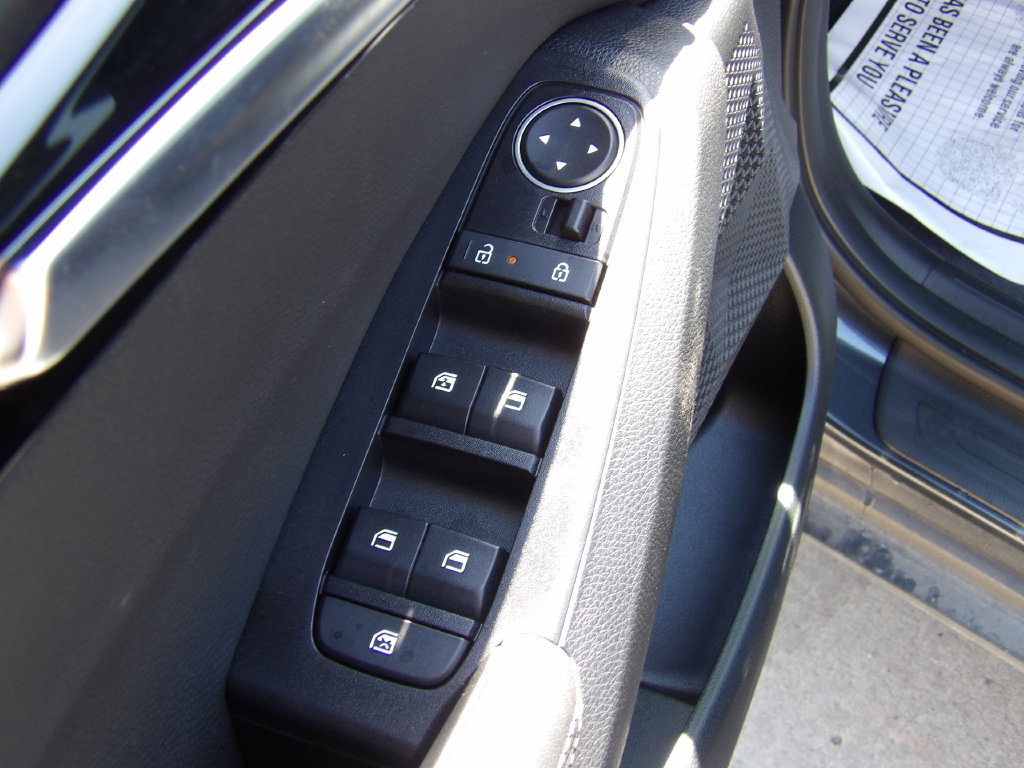 New 2026 Kia Seltos S FWD image 11