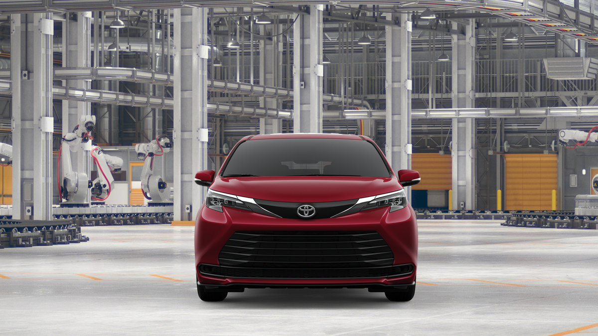 New 2026 Toyota Sienna LE FWD image 17