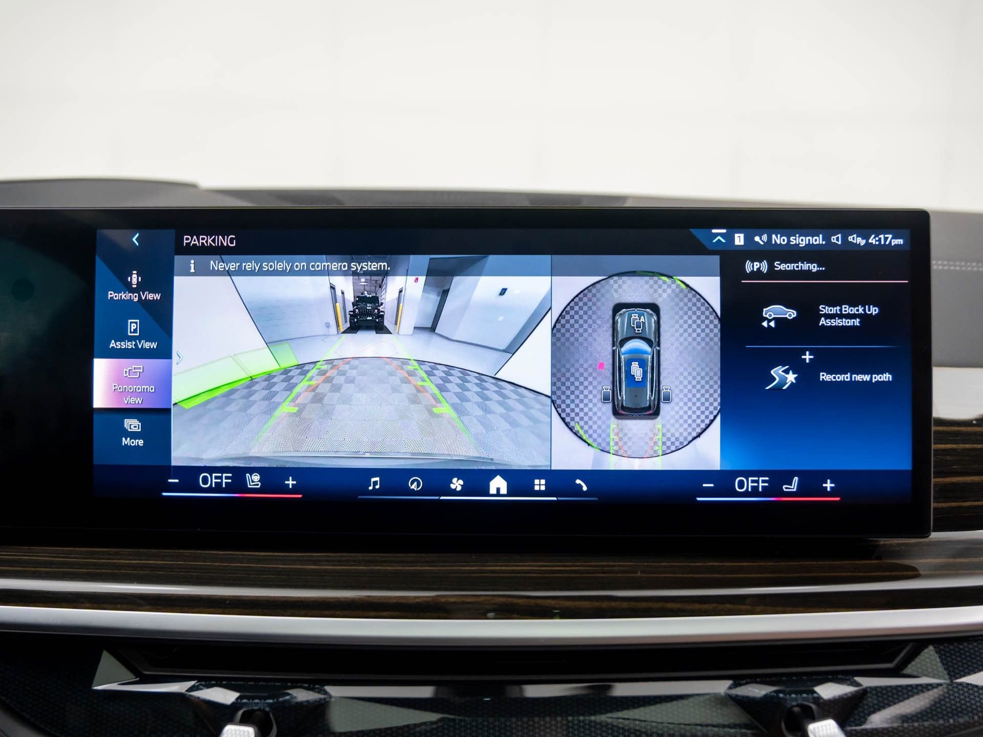 Certified 2025 BMW X5 xDrive40i w/ Premium Package image 27