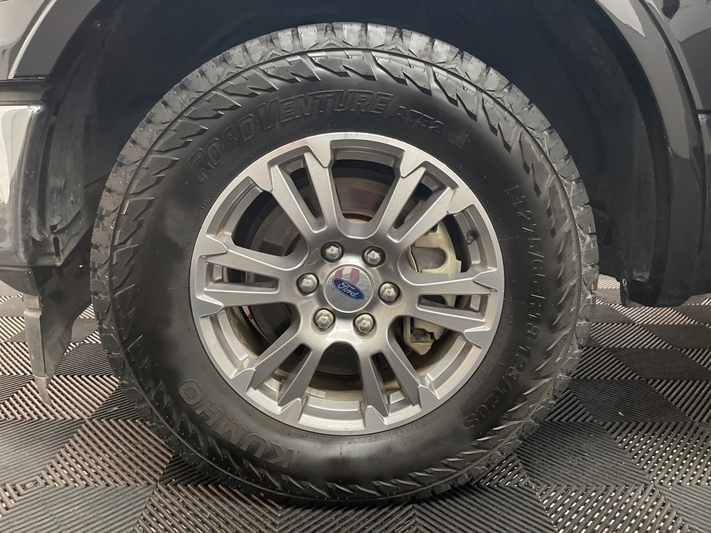 Used 2020 Ford F150 Lariat image 43