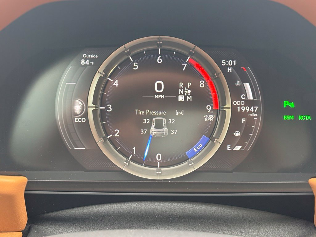 Used 2021 Lexus LC 500 Coupe w/ Performance Package RWD image 17