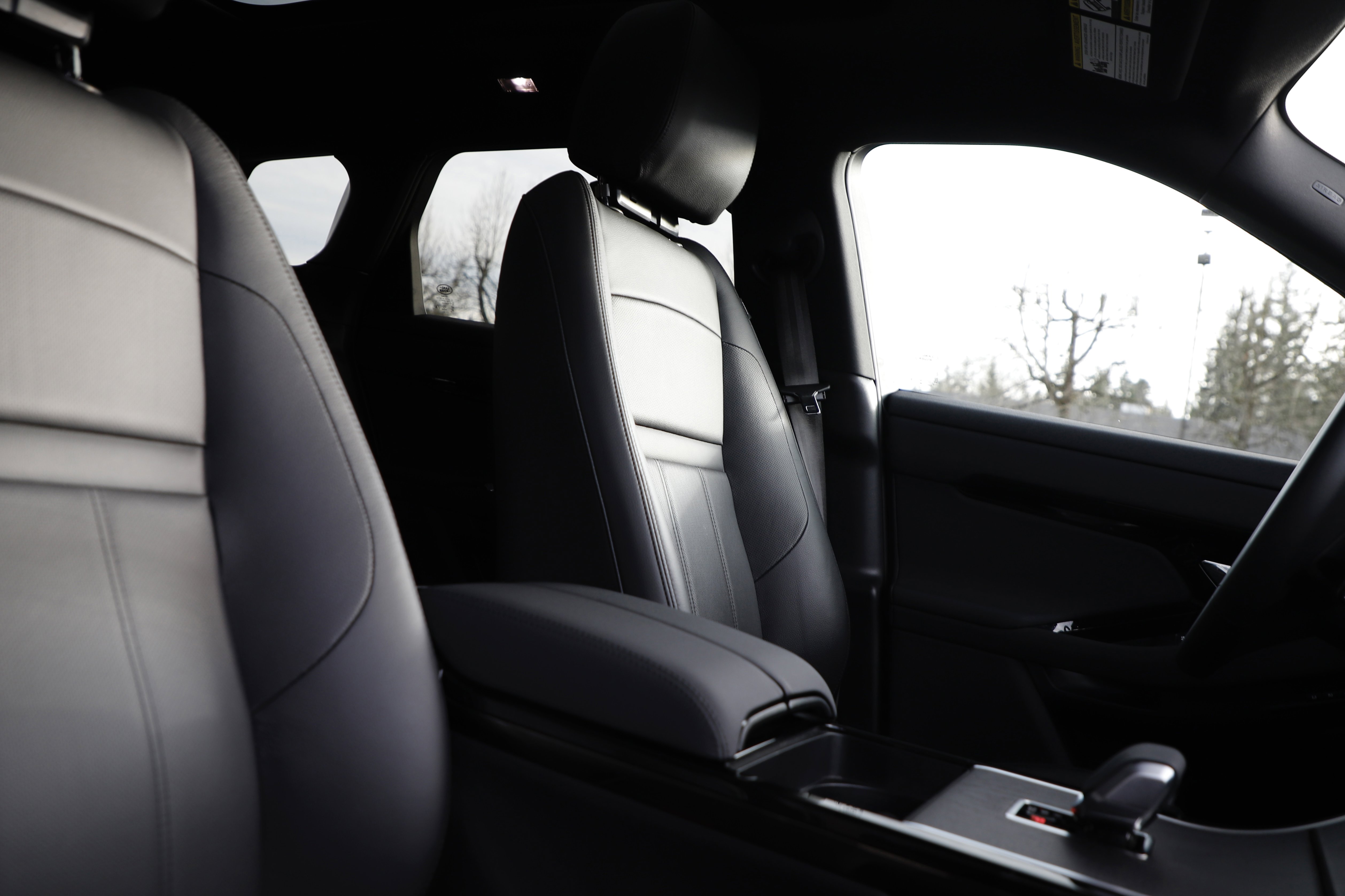 Certified 2025 Land Rover Range Rover Evoque S image 12