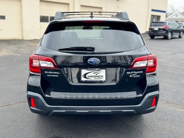Used 2018 Subaru Outback 2.5i Premium image 7