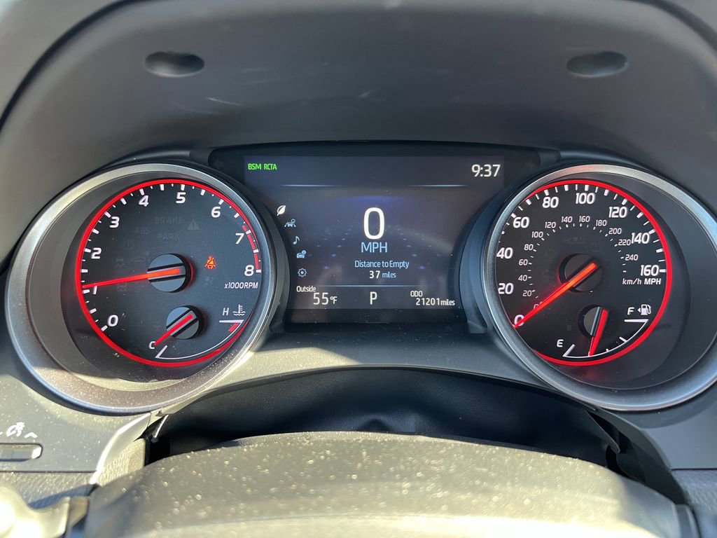 Used 2023 Toyota Camry XSE image 9