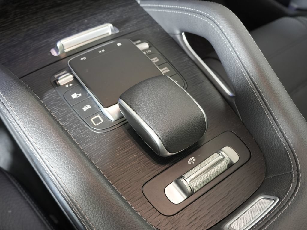 Certified 2025 Mercedes-Benz GLE 580 4MATIC image 28