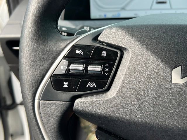 Certified 2024 Kia EV6 Light AWD/4WD image 22