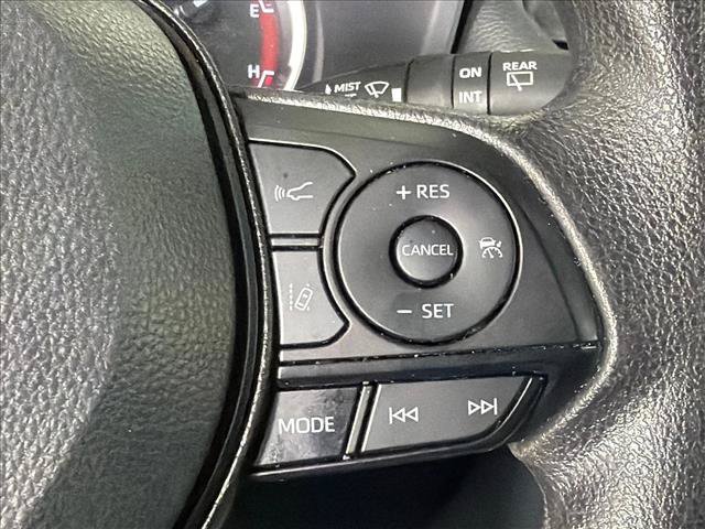 Used 2025 Toyota RAV4 XLE FWD image 25