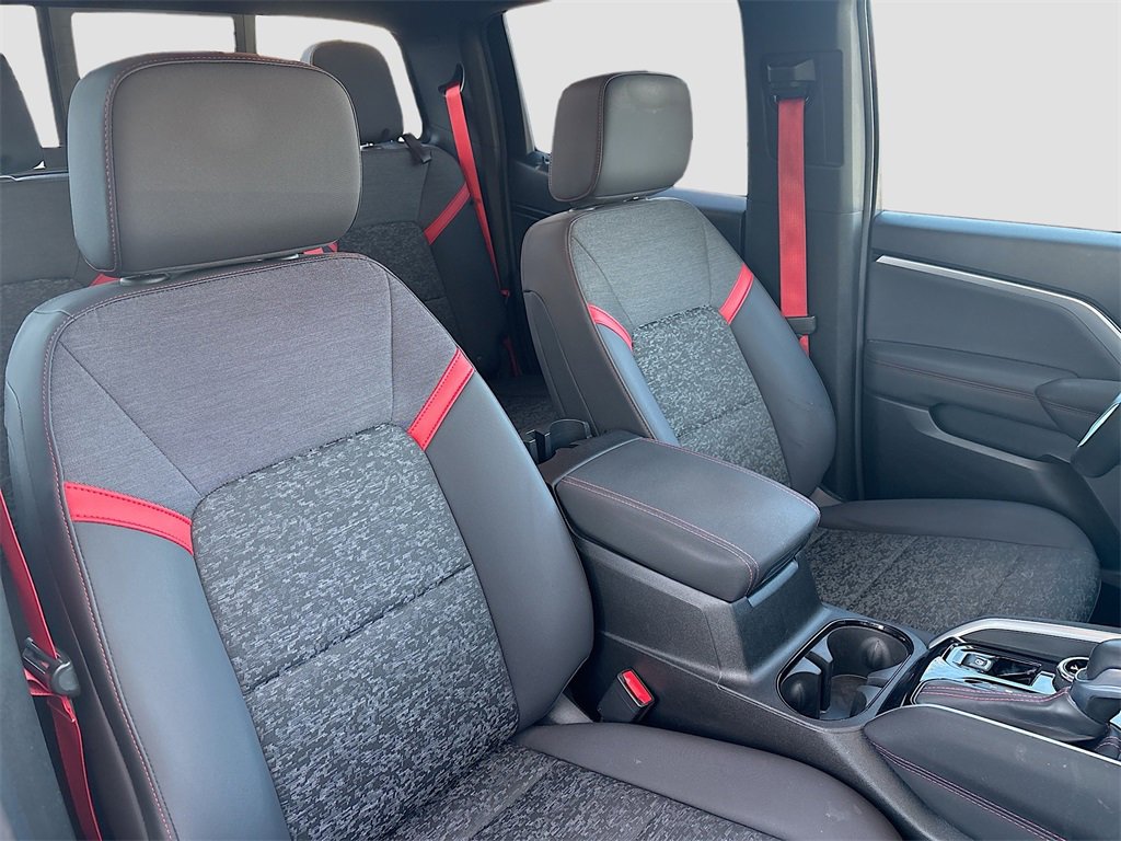 Used 2023 Chevrolet Colorado Z71 w/ Z71 Convenience Package 2 image 27