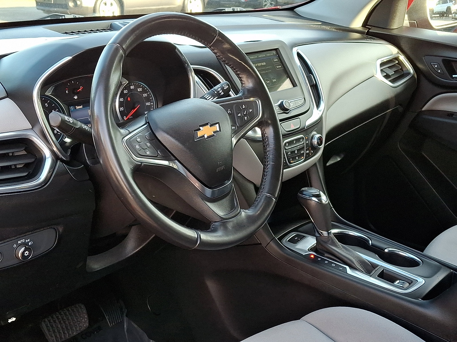 Used 2019 Chevrolet Equinox LT AWD/4WD image 15