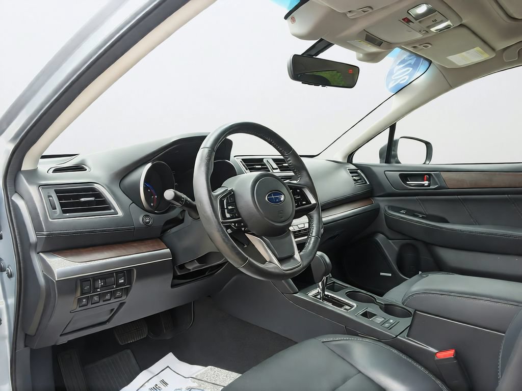 Used 2019 Subaru Outback 2.5i Limited AWD/4WD image 22
