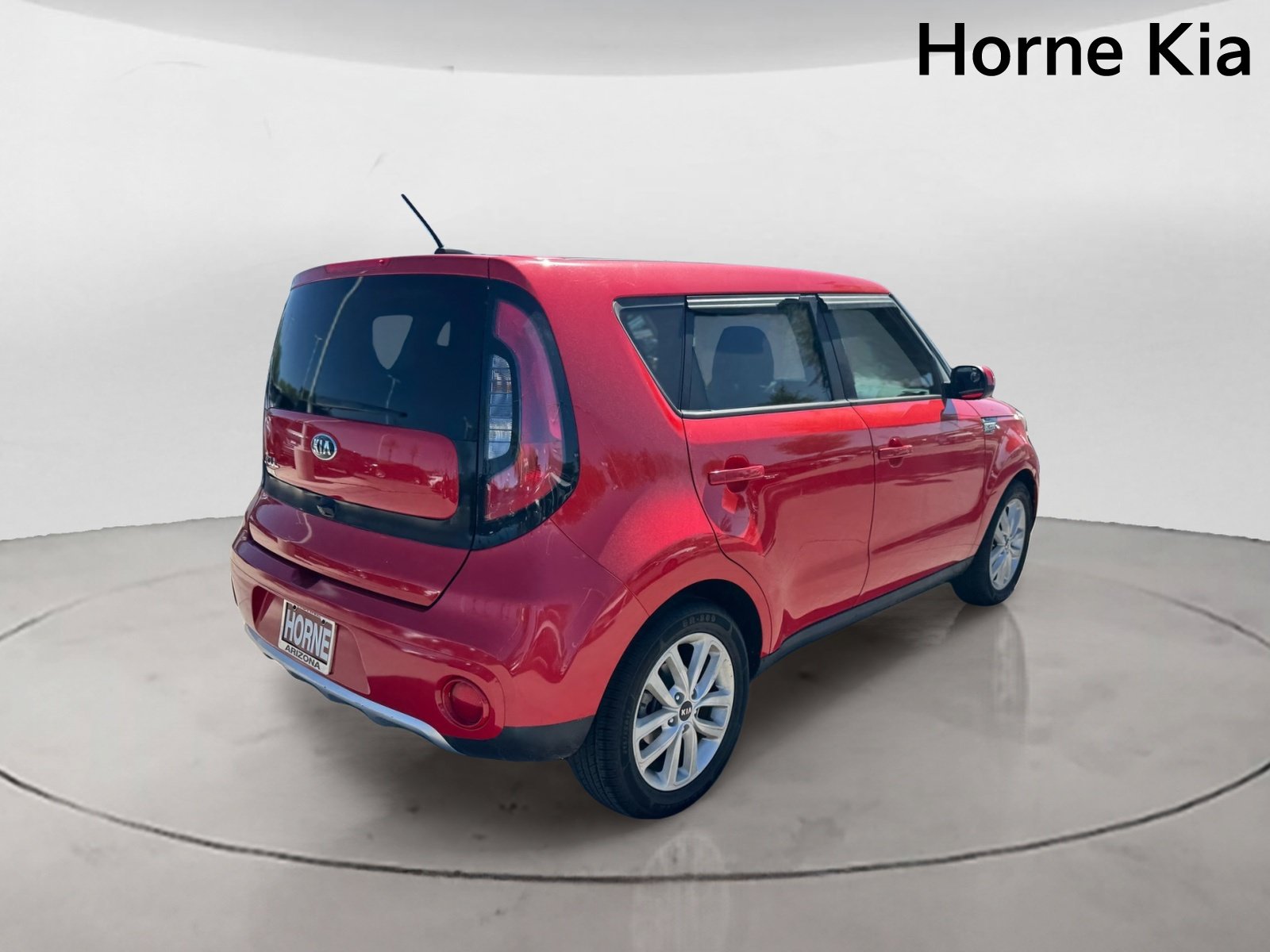 Used 2017 Kia Soul + FWD image 4