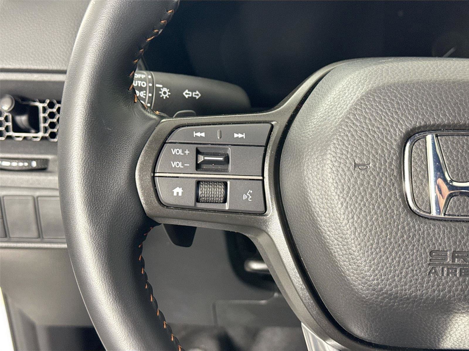 Used 2025 Honda CR-V Sport-L image 17