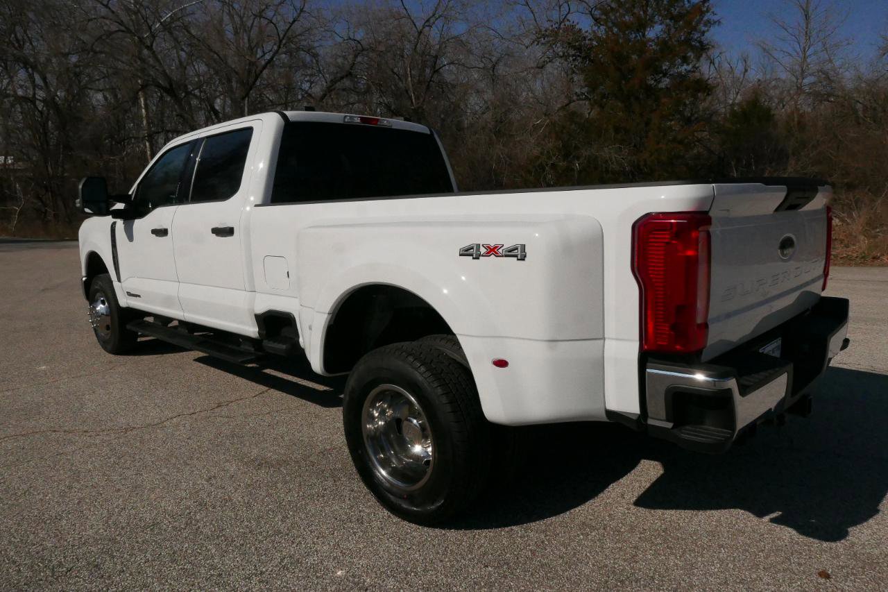 Used 2023 Ford F350 XLT image 7