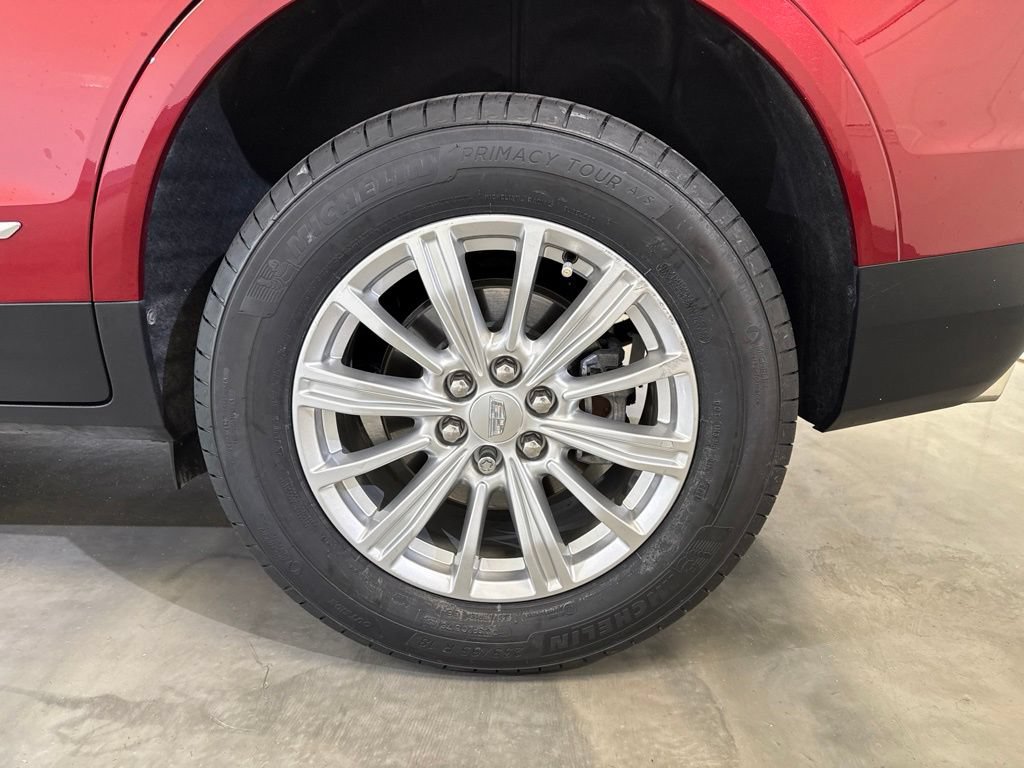 Used 2019 Cadillac XT5 FWD image 8