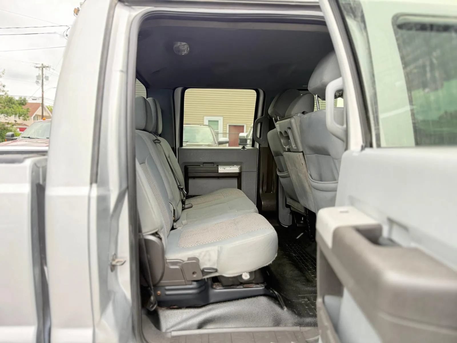 Used 2013 Ford F250 XLT w/ FX4 4X4 Off-Road Pkg image 12