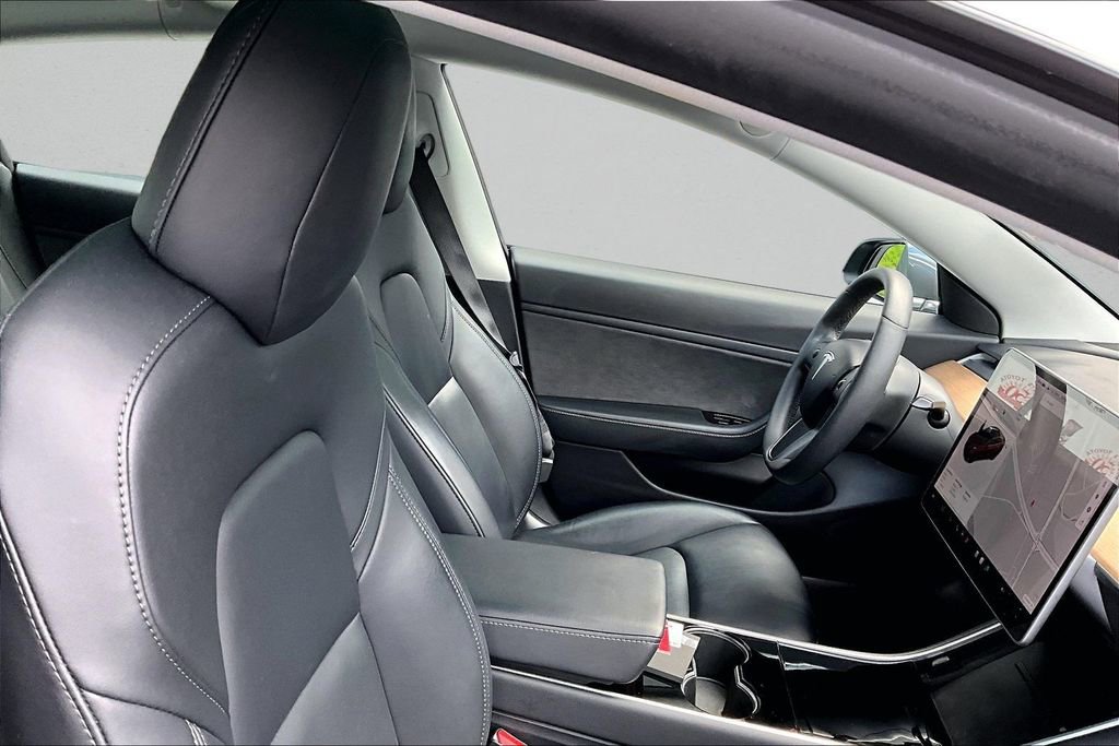 Used 2020 Tesla Model 3 Long Range image 30