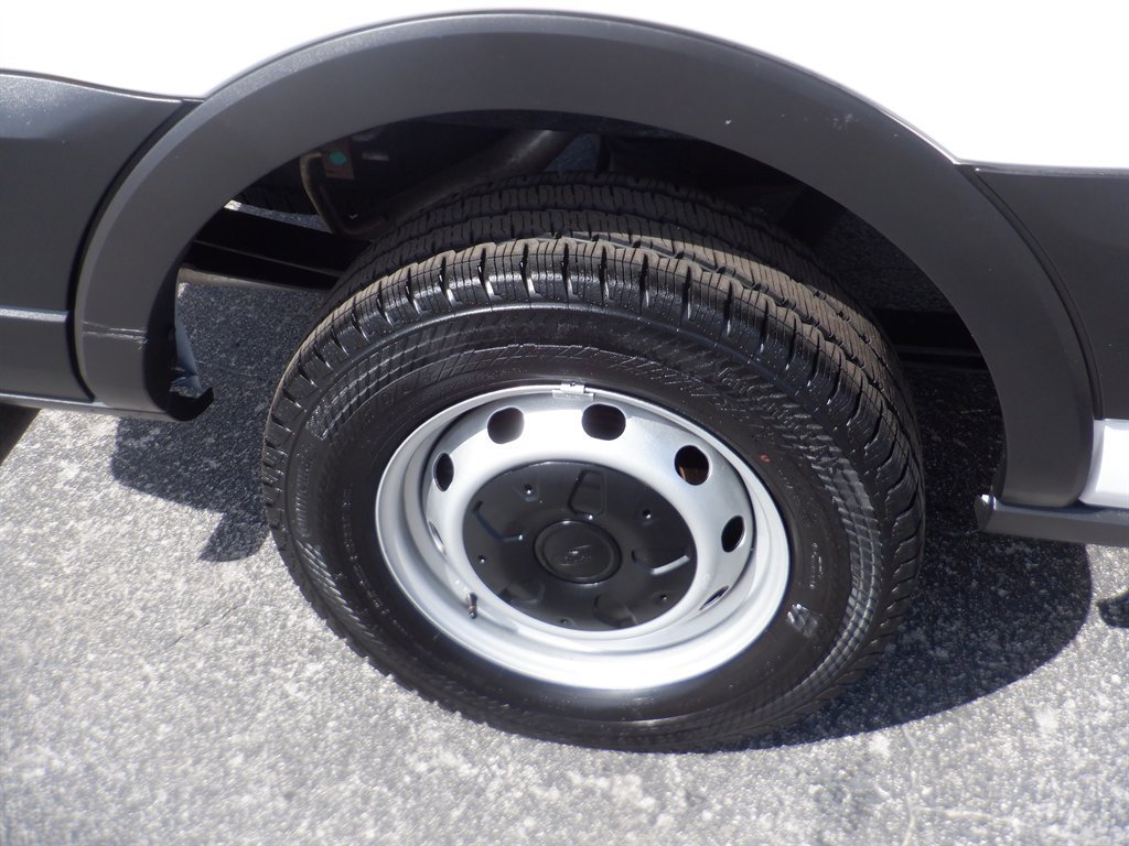 Used 2023 Ford Transit 250 Medium Roof RWD image 11