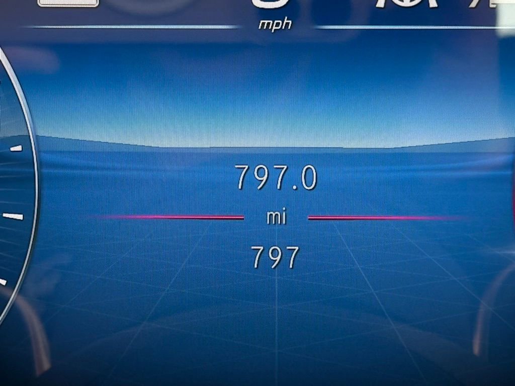 Used 2025 Mercedes-Benz E 350 Sedan image 16