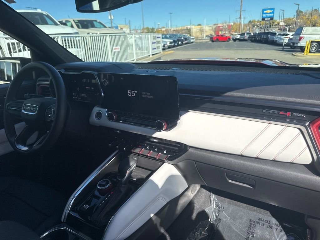 Certified 2025 GMC Canyon AT4 w/ AT4X AEV Edition image 25